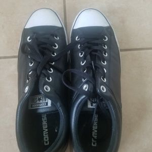 Black converse